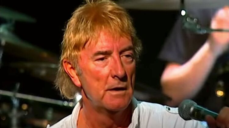 Умер бывший вокалист легенды рока Uriah Heep Джон Лоутон